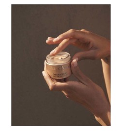 钻石茧纯粹霜SPF 30 pa ++ 50 ml  -  Natura Bisse