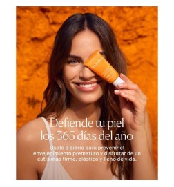 C + C Vitamin Dry Touch Sunscreen Fluid SPF30 30 ml - Natura Bisse - Luksus kosmetikk med gratis råd og forsendelser!